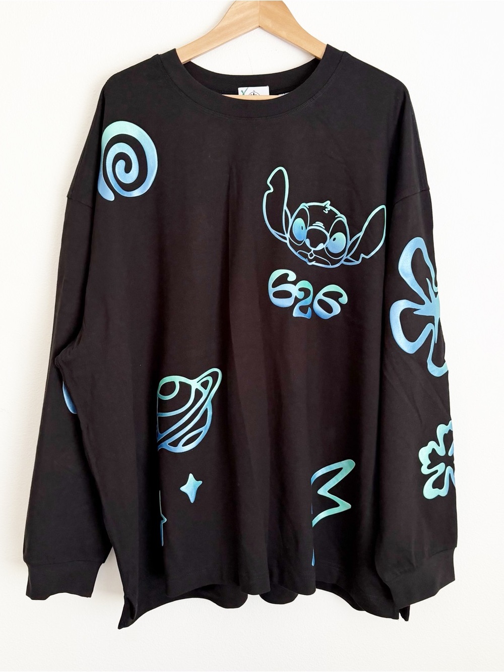Disney Parks Stitch 626 Celebration Crewneck Black Long Sleeve NWT Size XXL